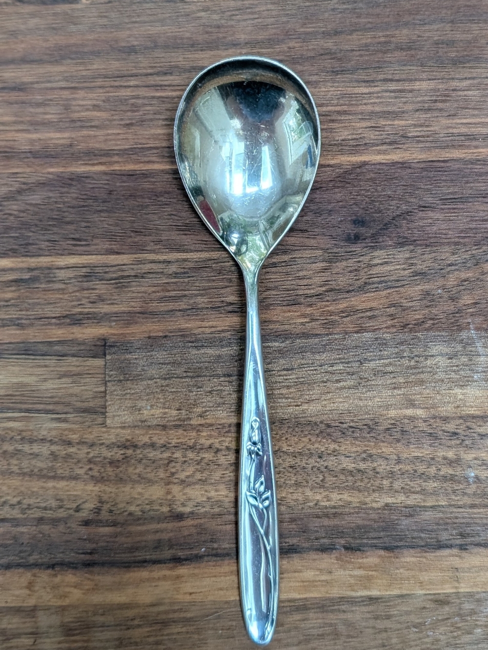 Towle Sterling Silver Sugar Spoon In Pattern Rose Solitaire